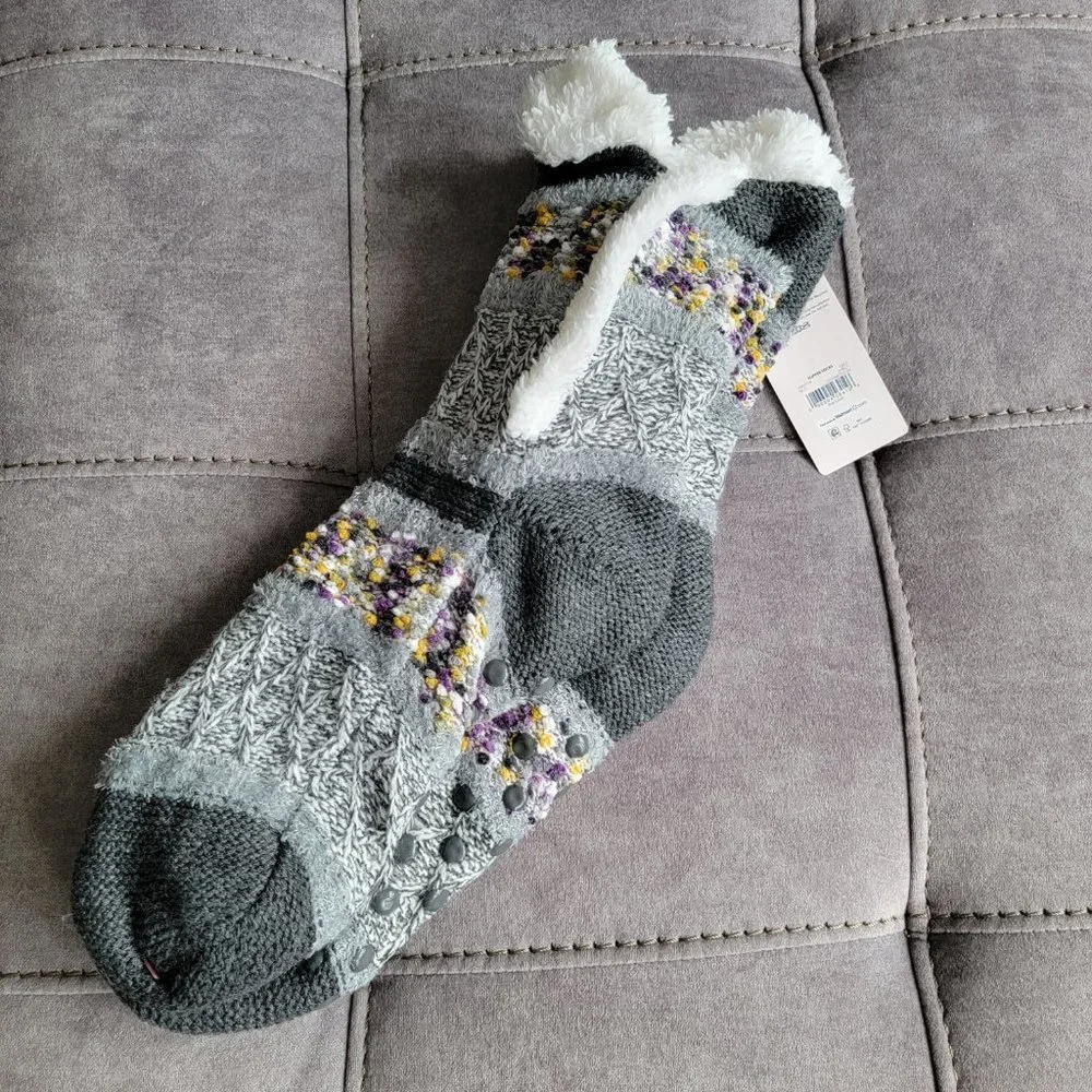 NWT Secret Treasures Colossal Cozy Striped Slipper Socks Size L